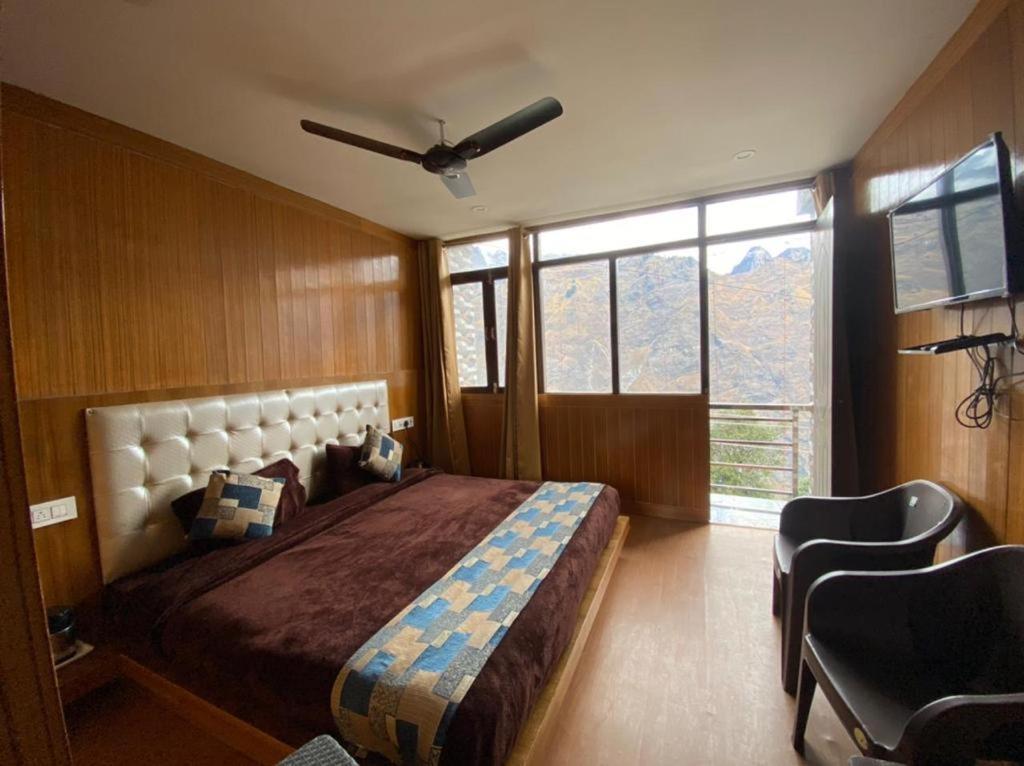 Sleeping Beauty Hotel Moutain View Property Joshīmath Εξωτερικό φωτογραφία